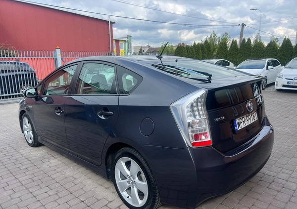 Toyota Prius cena 38900 przebieg: 239000, rok produkcji 2009 z Odolanów małe 352